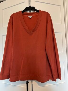 Orvis Women's V-Neck Pullover Sweater in Rust Orange